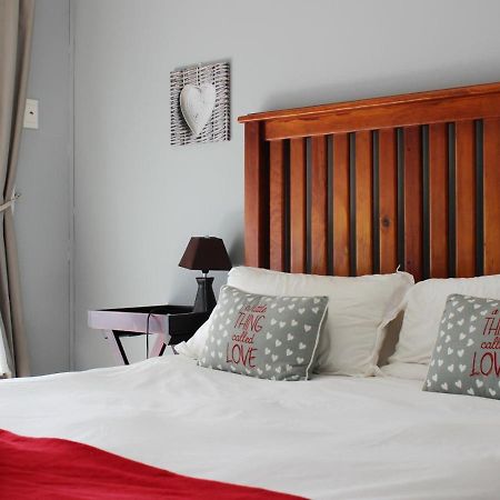 Smithland Guest Apartments Cape Town Bellville Exteriör bild