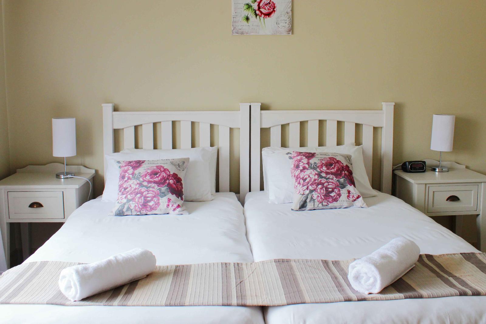 Smithland Guest Apartments Cape Town Bellville Exteriör bild