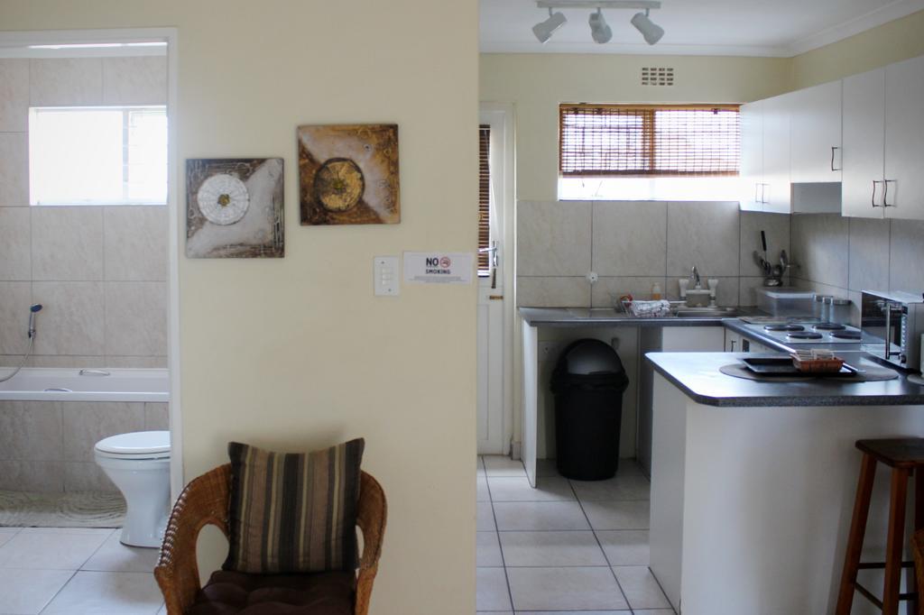 Smithland Guest Apartments Cape Town Bellville Exteriör bild