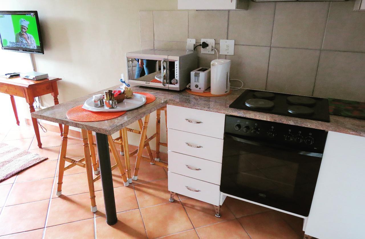 Smithland Guest Apartments Cape Town Bellville Exteriör bild