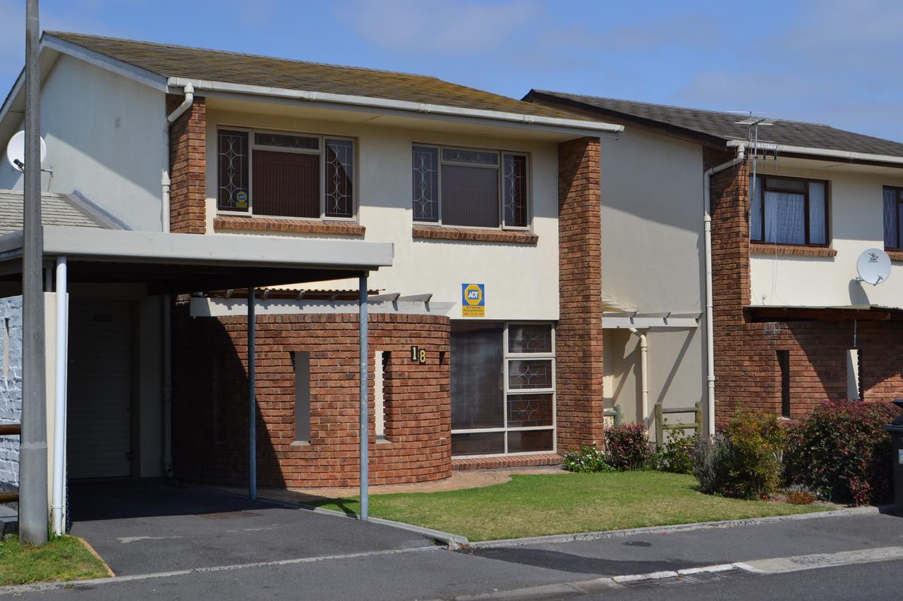 Smithland Guest Apartments Cape Town Bellville Exteriör bild