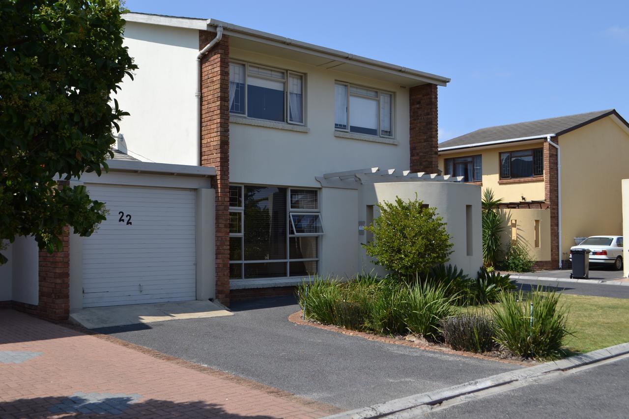 Smithland Guest Apartments Cape Town Bellville Exteriör bild